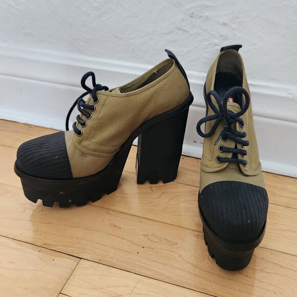 Hunter Shoes - Hunter green canvas platform shoes, booties, limited edition